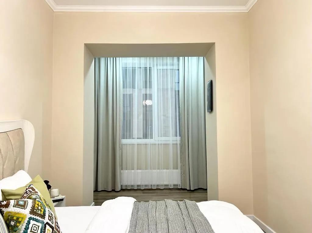 2Х Комнатная Квартира Бизнес Класса Almaty Apartment